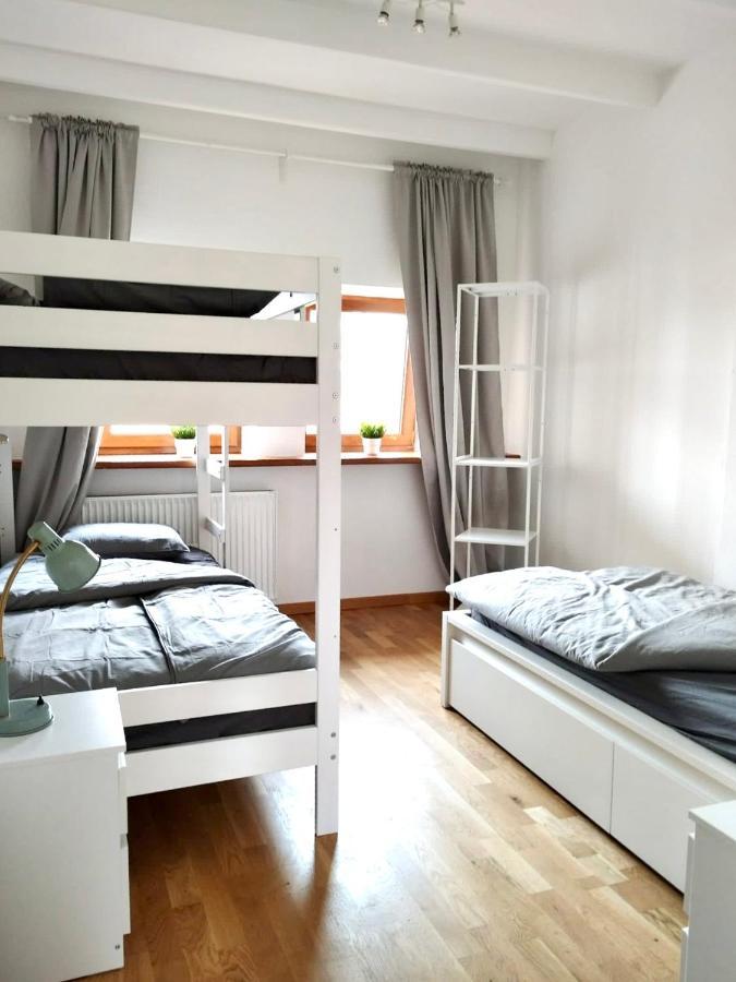 Wake Villa Brwinow 외부 사진